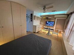 International Plaza (D2), Apartment #490551741